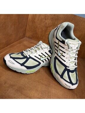 Nike Air Pegasus 2005 Shoes Mens 10 Olive Aura Jade Horizon Sneakers HQ3444-343